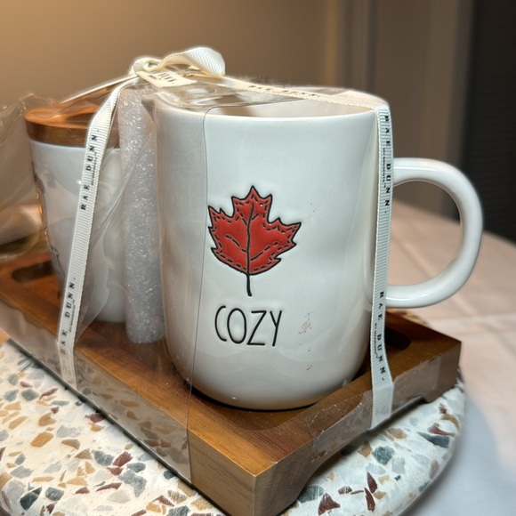 Rae Dunn fall cream and auger set with wooden tray - Picture 2 of 5